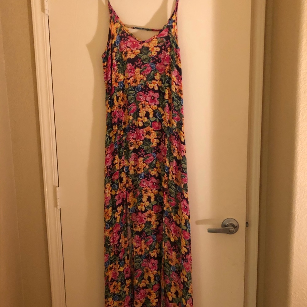 Floral open back maxi dress